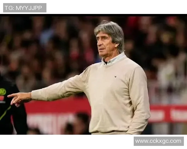 足球明星镜头前的独特表情集：从激情到冷静，捕捉他们的瞬间心情